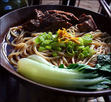 20111101-Wikicommons Chinesefood.jpg